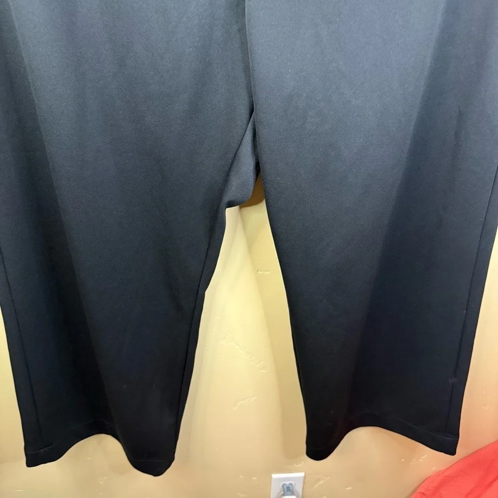NWT Nike 3X Zip‎ Up Black 28